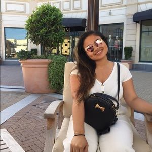 Meet your Posher, Sofia